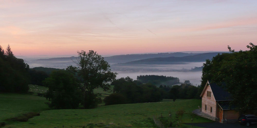 Off grid cottage for 6, 7, 8 on Welsh Marches, Presteigne, Knighton, UK